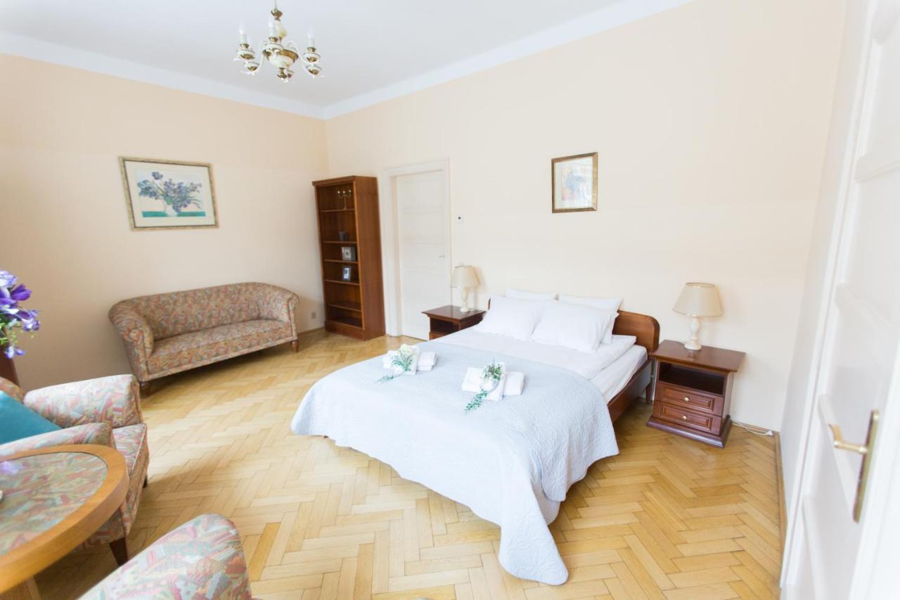 Apartments Roman クラクフ エクステリア 写真