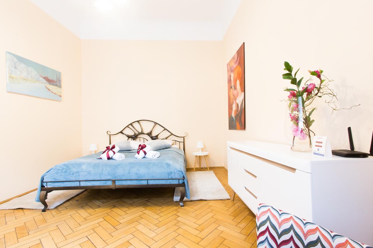 Apartments Roman クラクフ エクステリア 写真